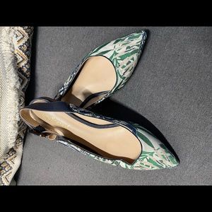 J.McLaughlin Laura Shoe Sandal in Green